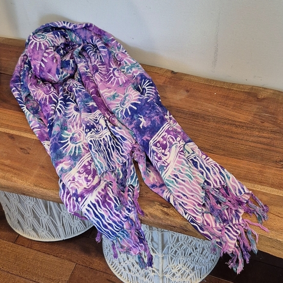 Floral Purple and Pink Batik Beach Sarong With Fringes - Picture 5 of 5